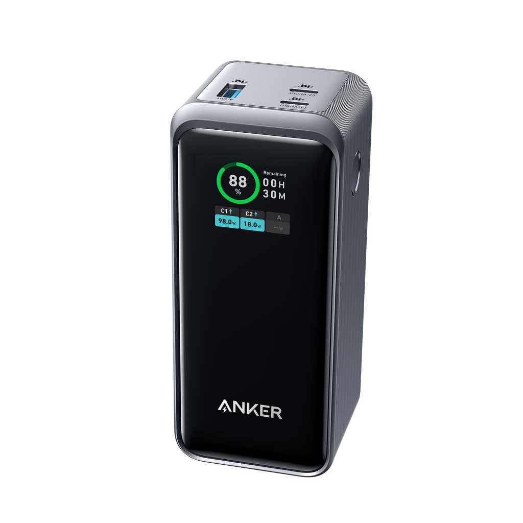 Anker smart display with clear battery level and wattage information